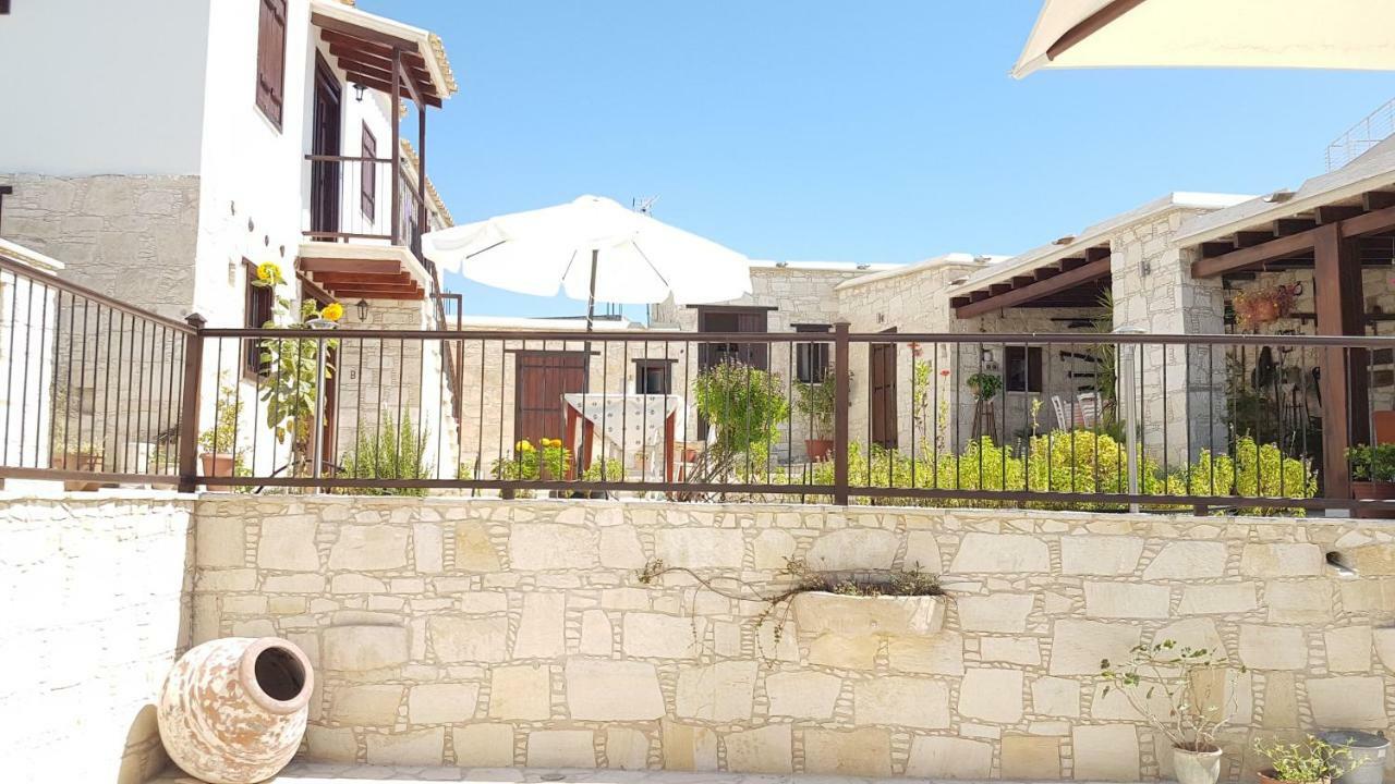 Olympia Traditional Houses 외부 사진